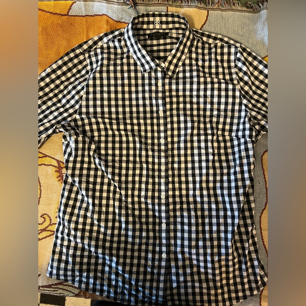 Banana Republic fitted checkered dress shirt
